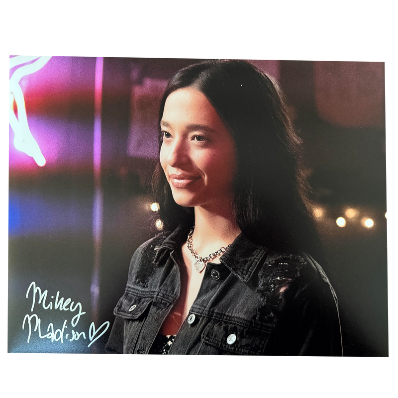 Mikey Madison - Autographed Photo B